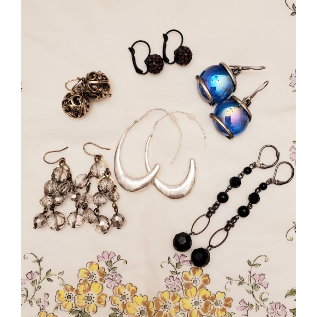 Earring Bundle (6)
